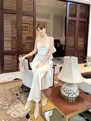 Photo 3 of Đầm dài lụa hai dây trắng kem size M