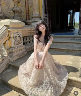 Photo 1 of Váy ren dài trễ vai Ther Design