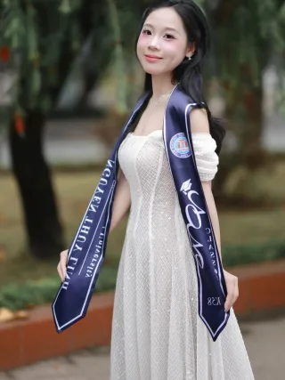 Ảnh 1 của Váy ren trắng trễ vai Sò Vintage