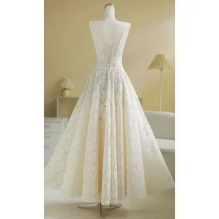 Ảnh 2 của Đầm ren trắng tay dài Sò Vintage