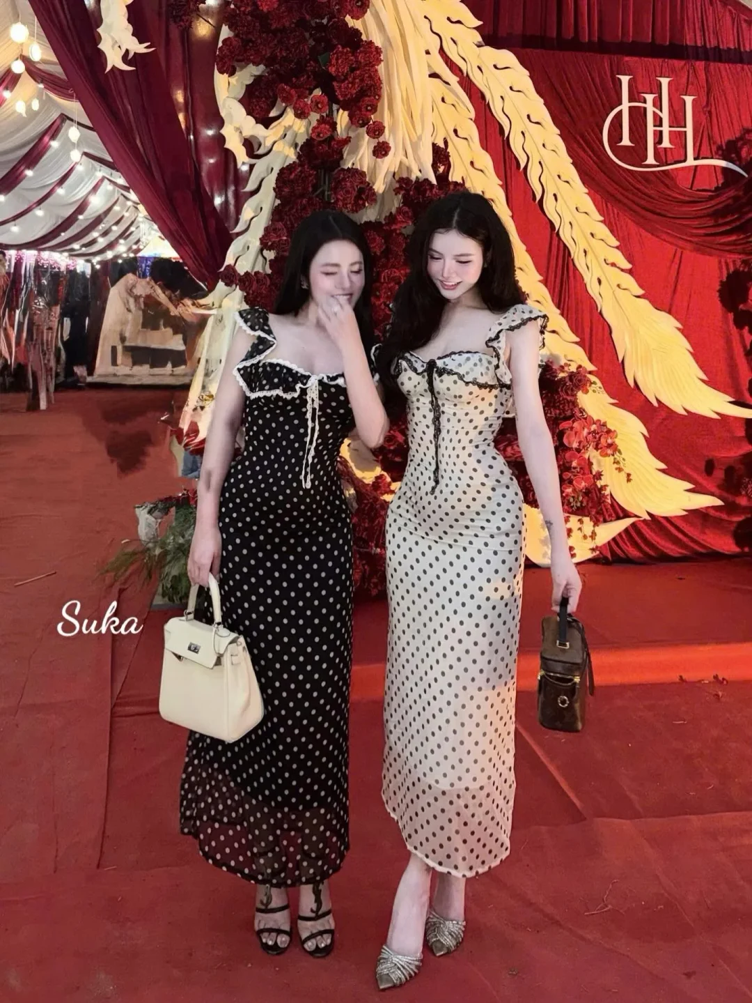 Ảnh 2 của Váy midi chấm bi trễ vai size M