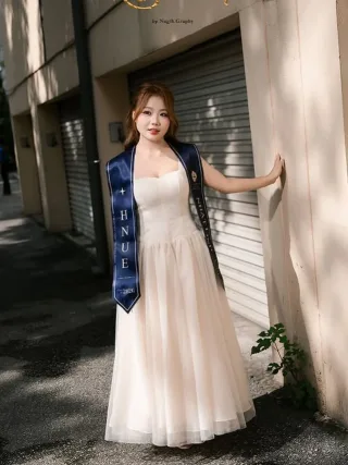 Photo 2 of Váy dạ hội trắng voan Tiela corset