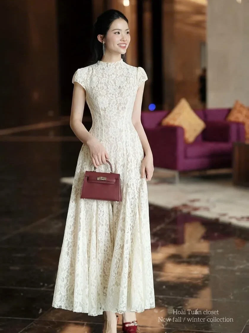 Ảnh 3 của Váy ren trắng midi nữ thanh lịch