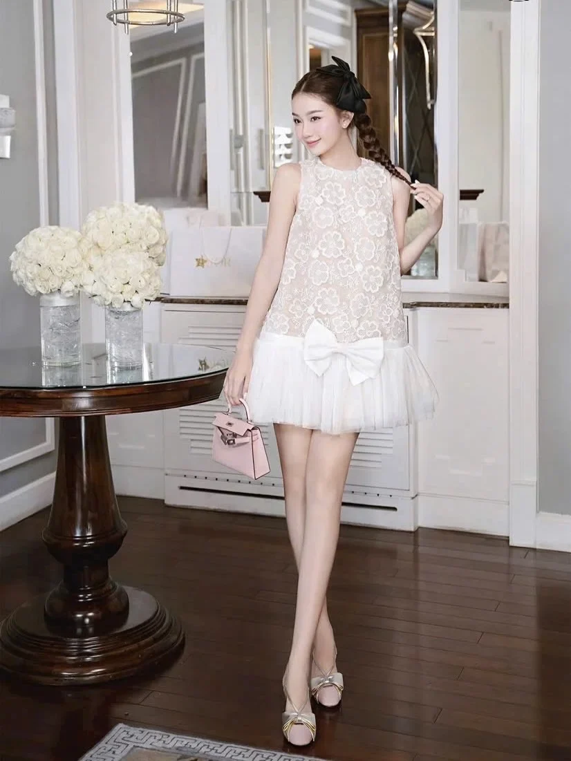 Ảnh 1 của Đầm ren hoa trắng tulle xòe nữ