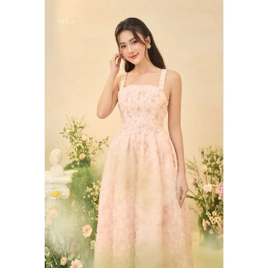 Ảnh 2 của Đầm maxi ren hồng pastel Tiela M132