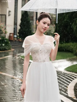 Photo 3 of Váy dạ hội trắng voan dài nữ size M
