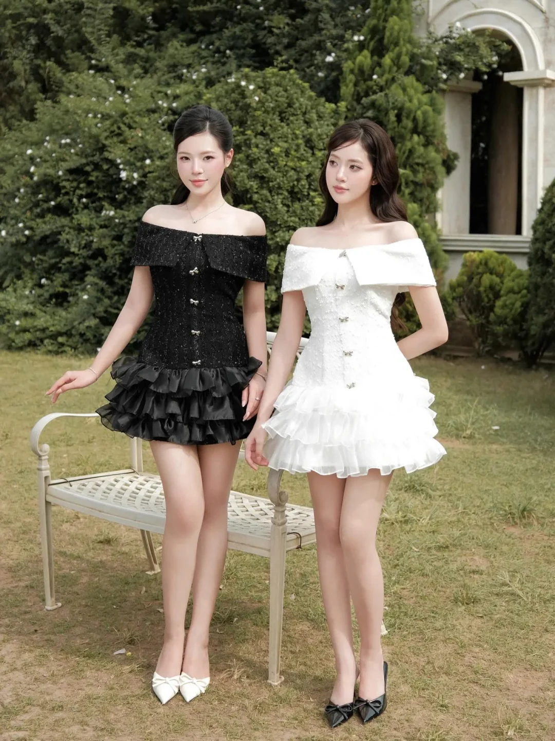 Ảnh 2 của Đầm đen trễ vai xếp lớp kim sa