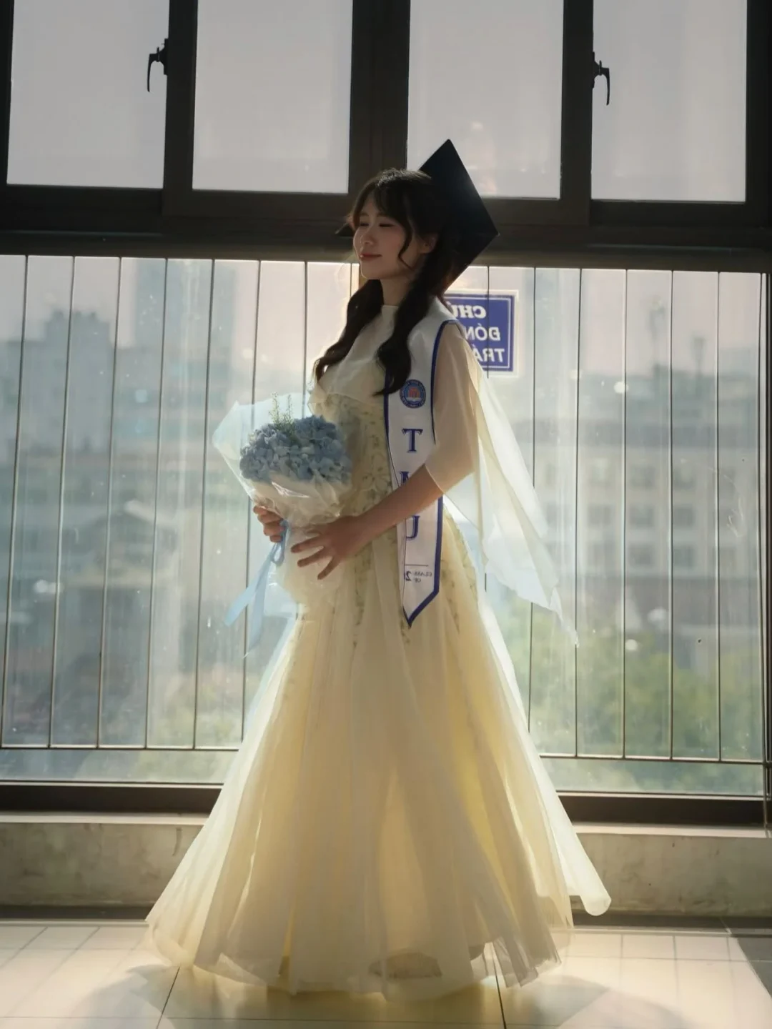 Photo 1 of Đầm tốt nghiệp voan trắng TC Dress A301