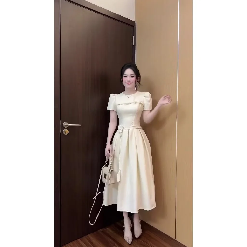 Ảnh 1 của Váy midi kem tay phồng nơ eo nữ