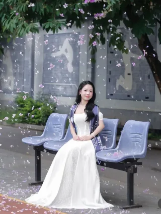 Ảnh 3 của Váy ren trắng trễ vai Sò Vintage
