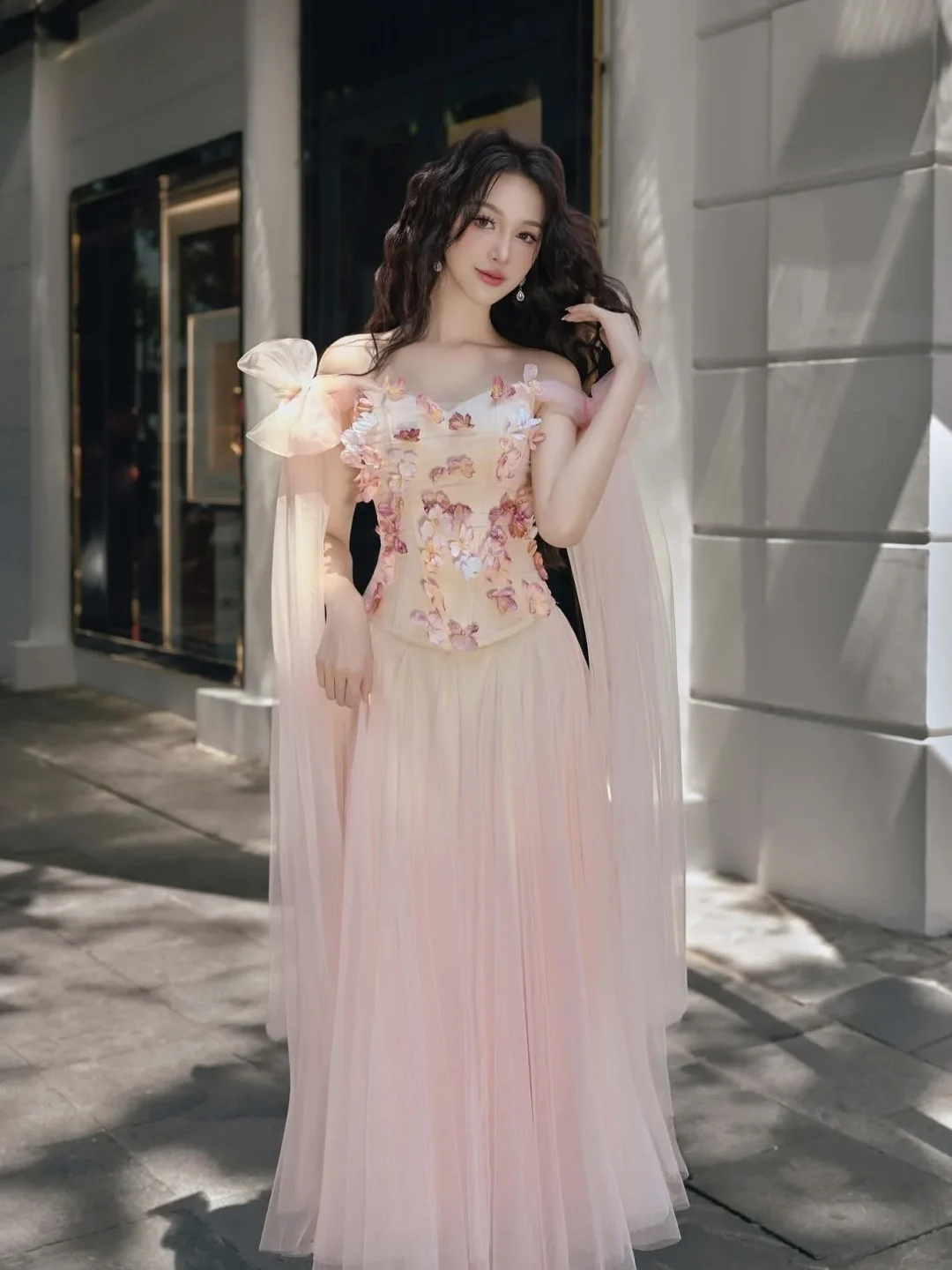 Ảnh 4 của Đầm dạ hội corset hoa pastel Lovelyn