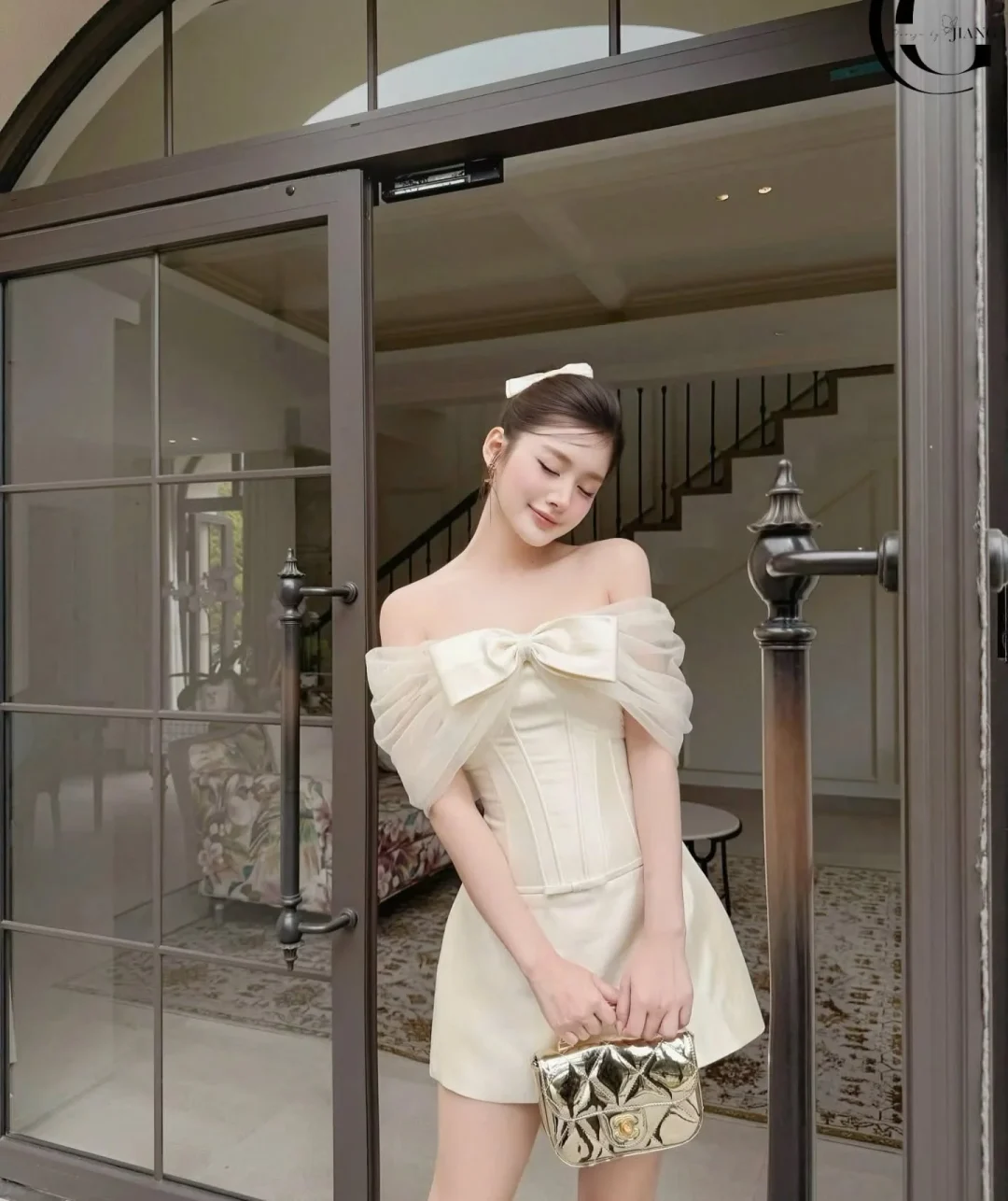 Ảnh 1 của Đầm ngắn trễ vai nơ lớn Chouchou