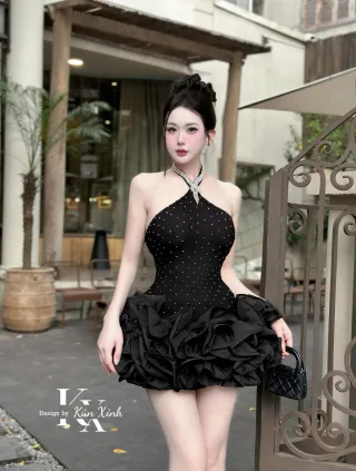 Ảnh 2 của Đầm ngắn đen halter neck sang trọng size M