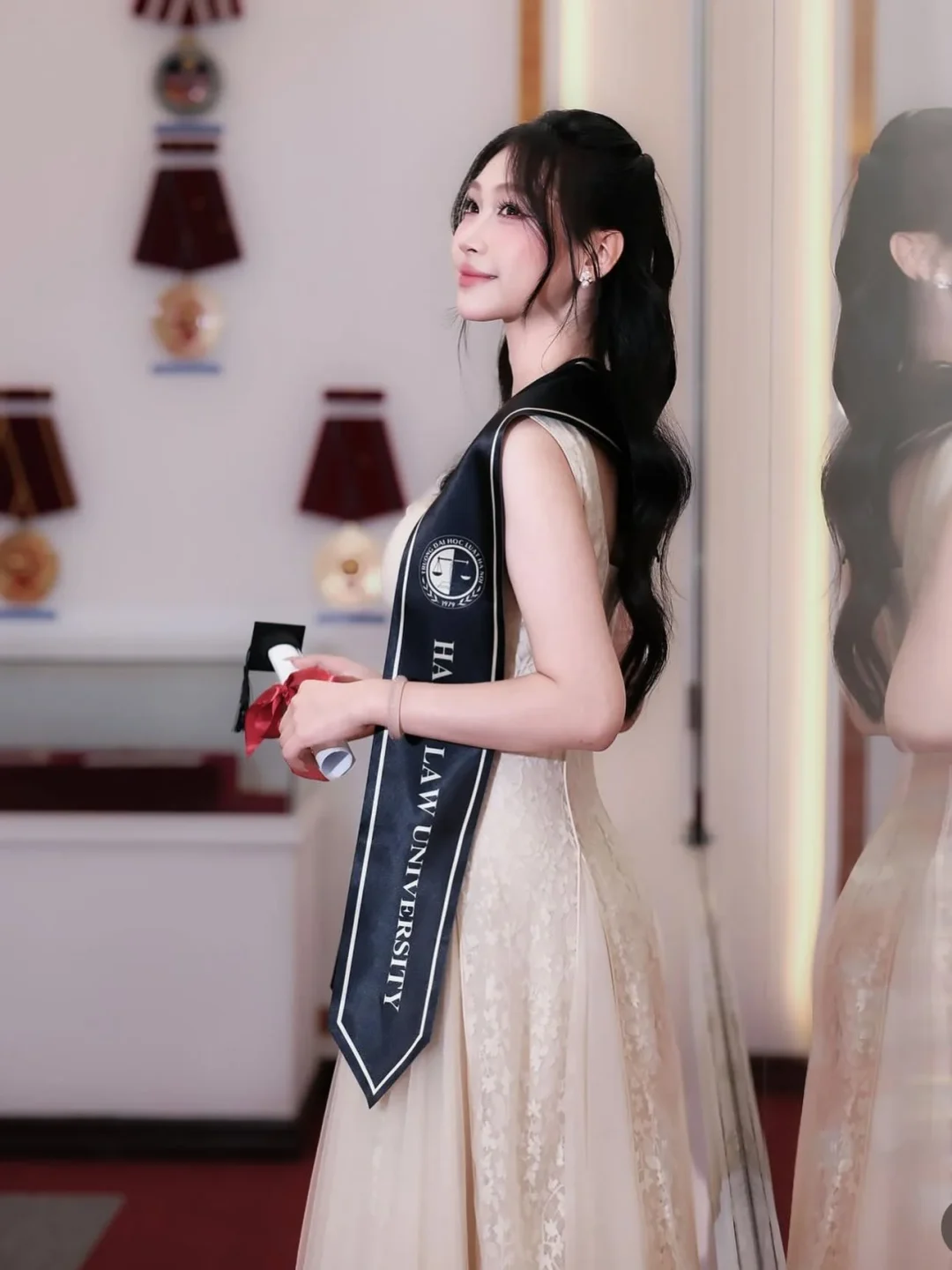 Photo 4 of Đầm ren dài kem Sò Vintage