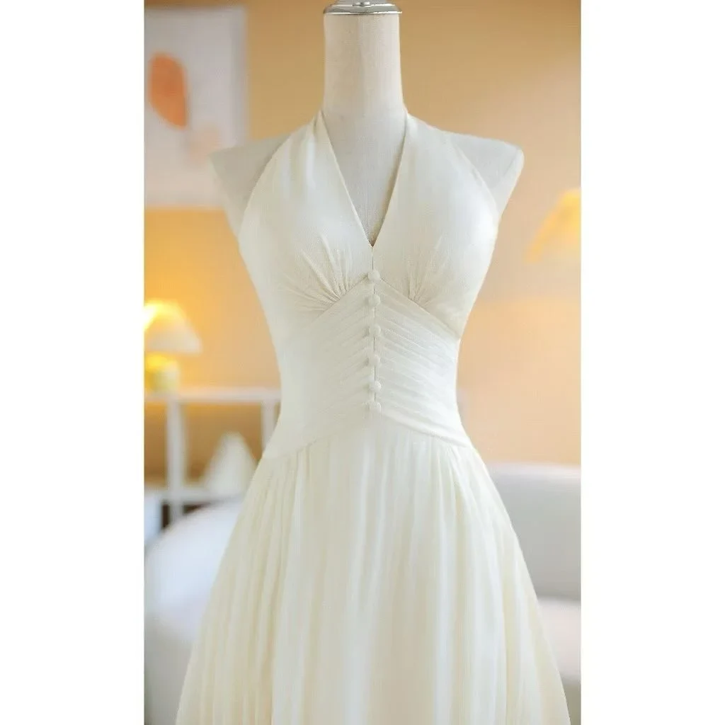 Ảnh 3 của Đầm maxi trắng cổ yếm Sò Vintage