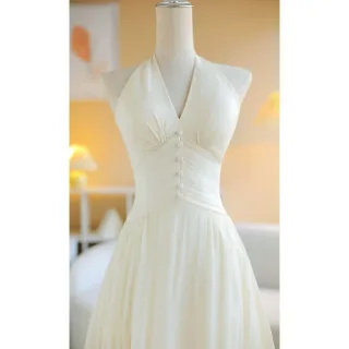 Ảnh 3 của Đầm maxi trắng cổ yếm Sò Vintage