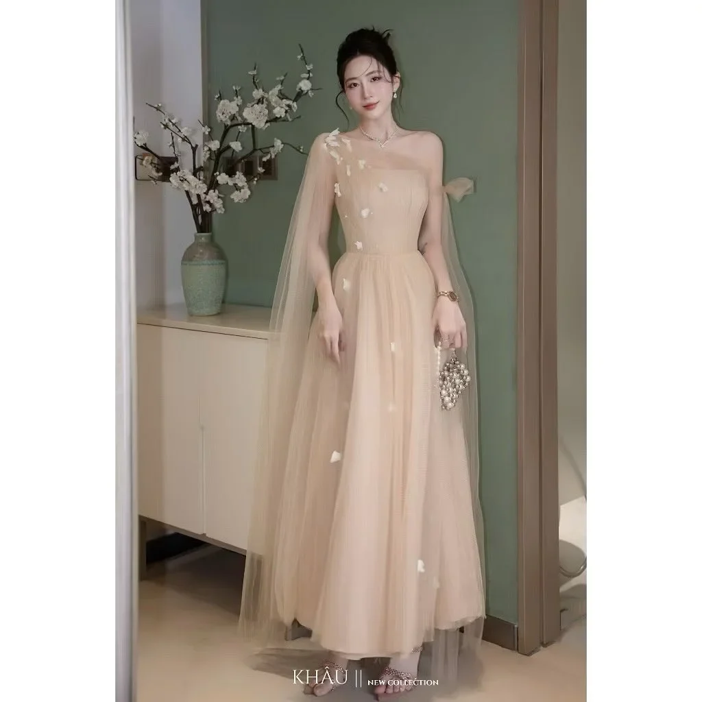 Photo 1 of Đầm dạ hội voan be một vai nữ