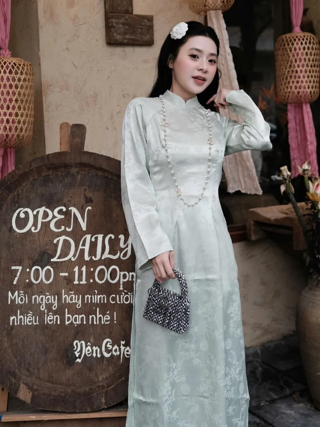 Photo 2 of Áo dài lụa mint nữ truyền thống