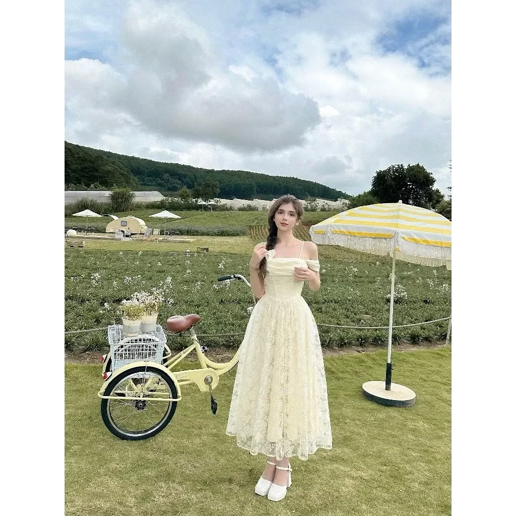 Ảnh 3 của Váy ren vintage kem vai trễ Sò Vintage