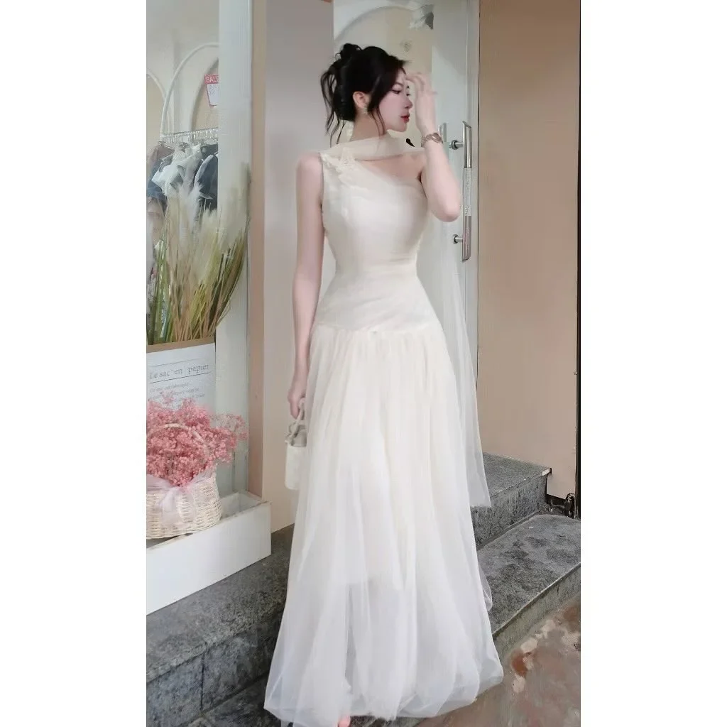 Ảnh 1 của Đầm dạ hội voan một vai trắng kem
