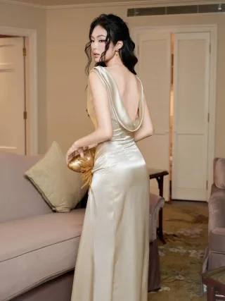 Photo 3 of Váy dạ hội satin một vai A460