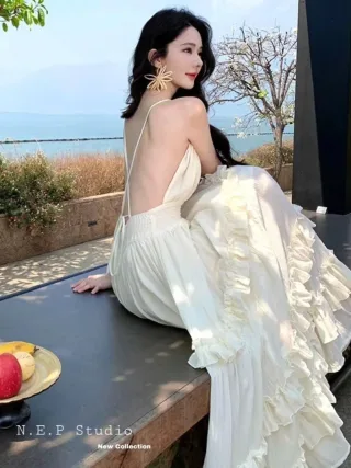 Photo 3 of Váy maxi bèo kem voan size M
