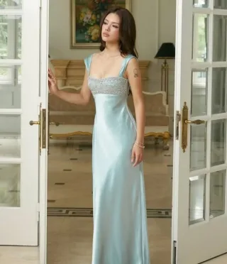 Photo 2 of Đầm satin xanh mint cổ vuông đính cườm