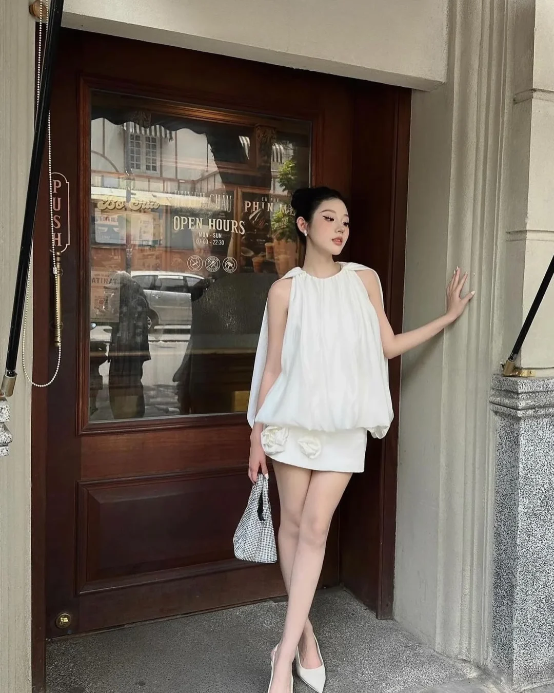 Photo 1 of Set áo váy trắng Crushie nữ size S