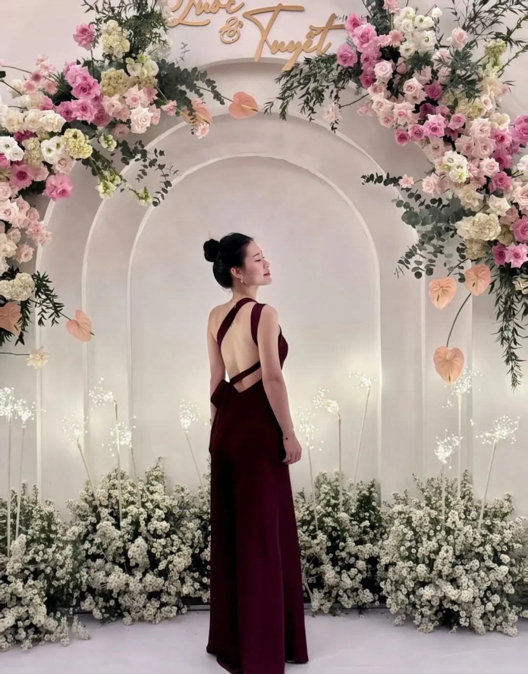 Photo 2 of Đầm dài một vai đỏ đô Dressesinsilk