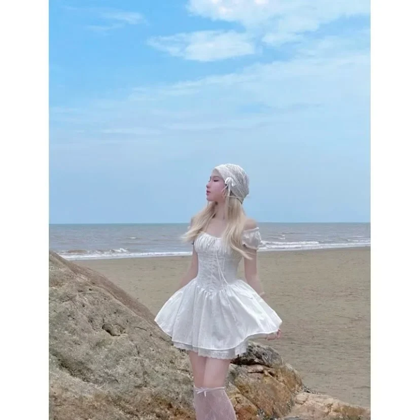 Photo 1 of Váy corset trắng ngắn nữ phong cách công chúa