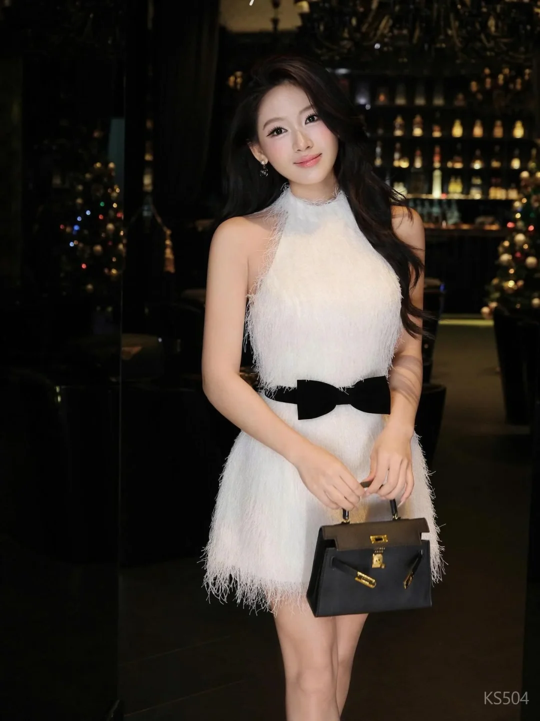 Photo 8 of Váy mini lông vũ trắng KHIẾT size S