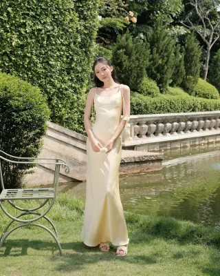 Ảnh 3 của Váy dài satin kem Rubies size S