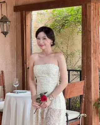 Ảnh 3 của Váy ren cúp ngực kem trắng Noon.tillmoon