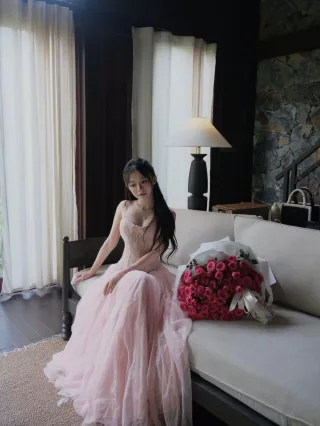 Photo 3 of Váy dạ hội voan hồng pastel Ononmade