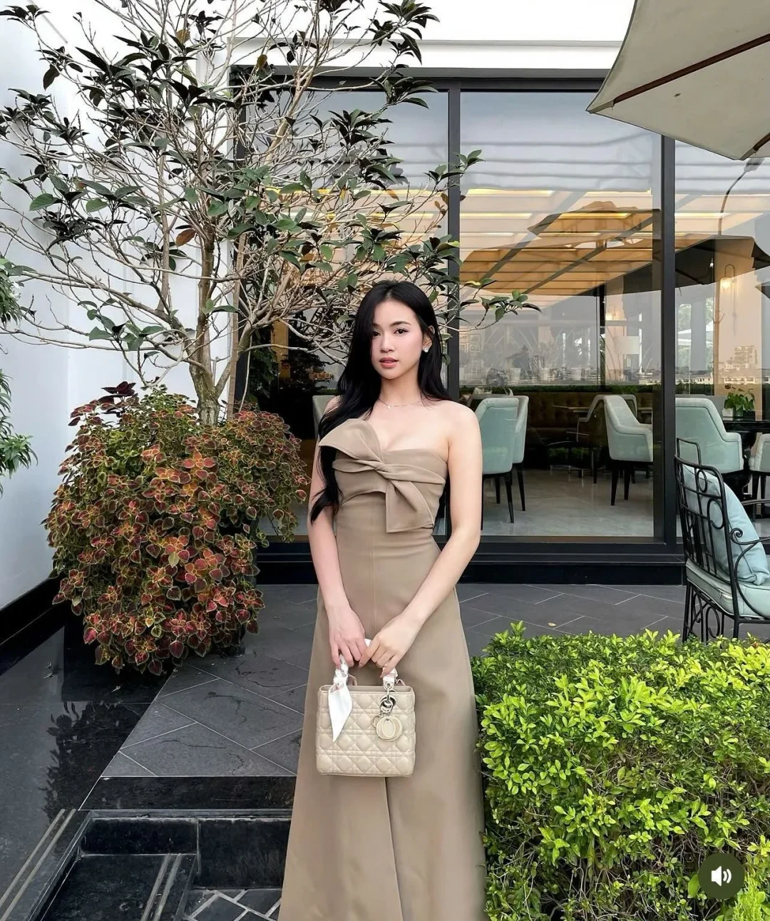 Photo 1 of Đầm dài be strapless nơ ngực Lane JT