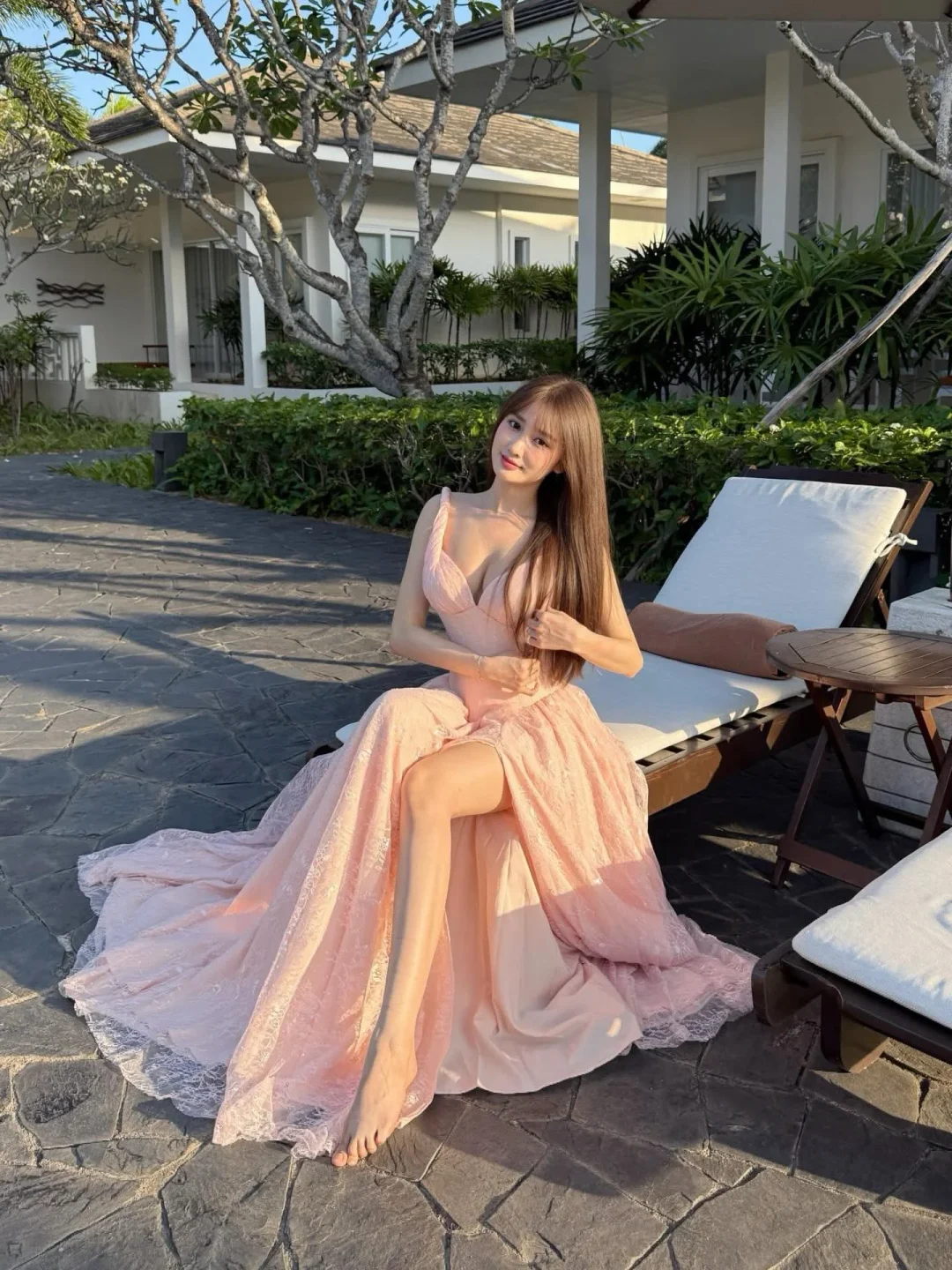 Ảnh 5 của Váy dạ hội ren hồng pastel nữ