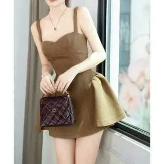 Photo 2 of Đầm mini nâu hai dây nữ sang trọng