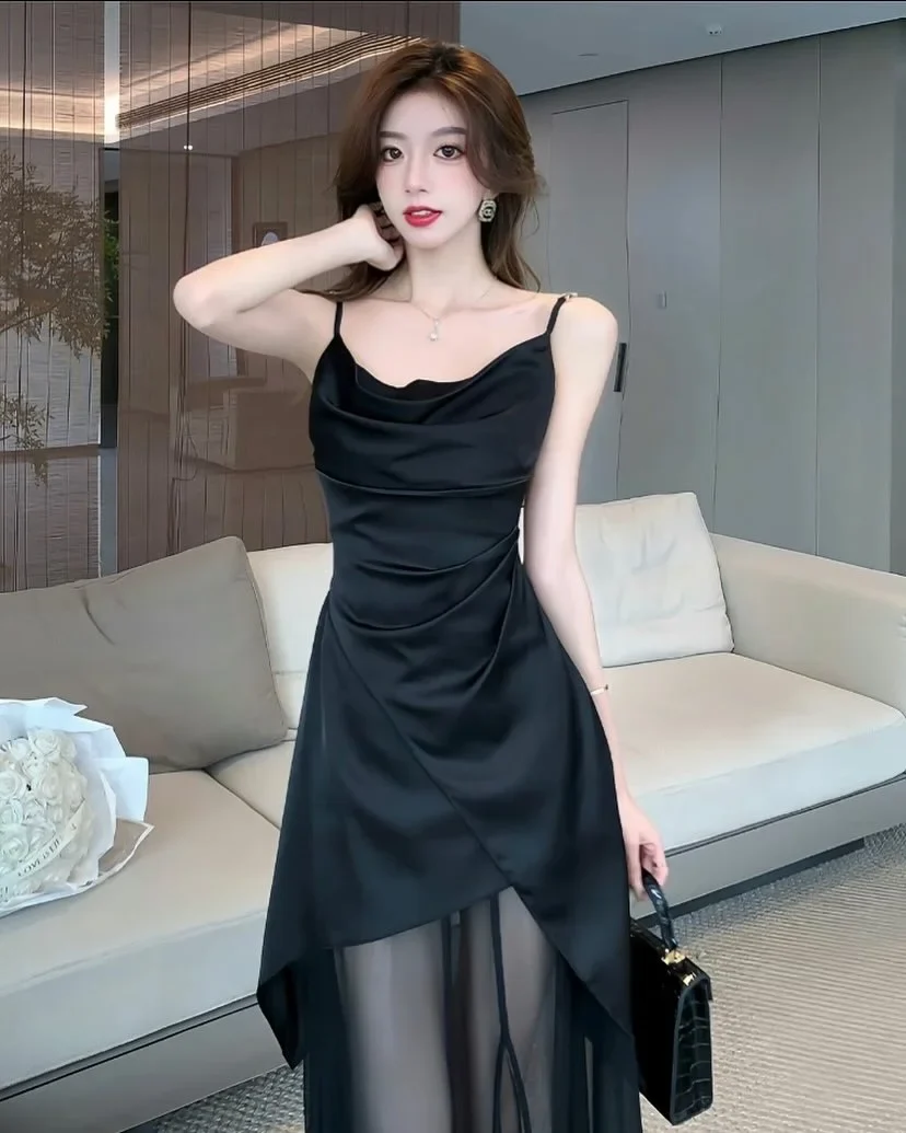 Ảnh 1 của Đầm satin đen hai dây dự tiệc nữ