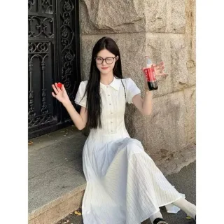 Photo 1 of Váy maxi trắng xếp nếp nữ tính