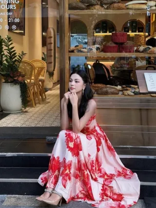 Photo 2 of Váy maxi hoa hồng nhạt size S