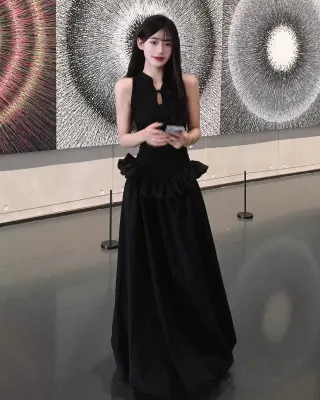 Photo 1 of Đầm maxi đen peplum dạ hội nữ