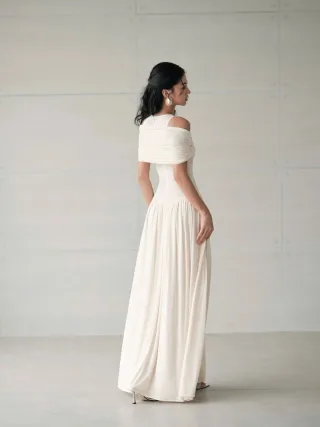 Photo 2 of Set váy maxi trắng kem Deliciae size S