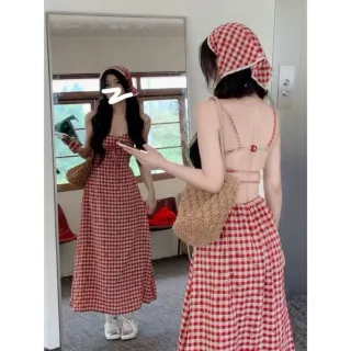 Photo 3 of Váy maxi caro đỏ trắng size S