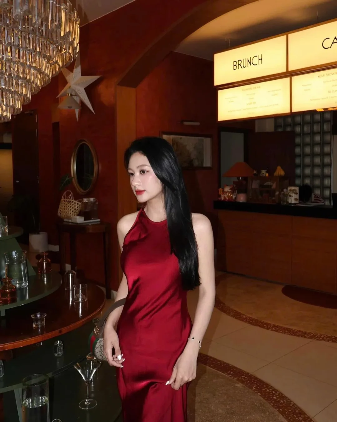 Photo 1 of Đầm lụa đỏ Fetish không tay size S