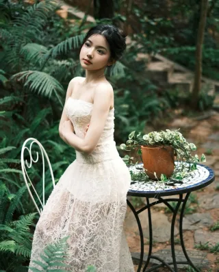 Photo 3 of Đầm ren kem cúp ngực dài Noon.tillmoon