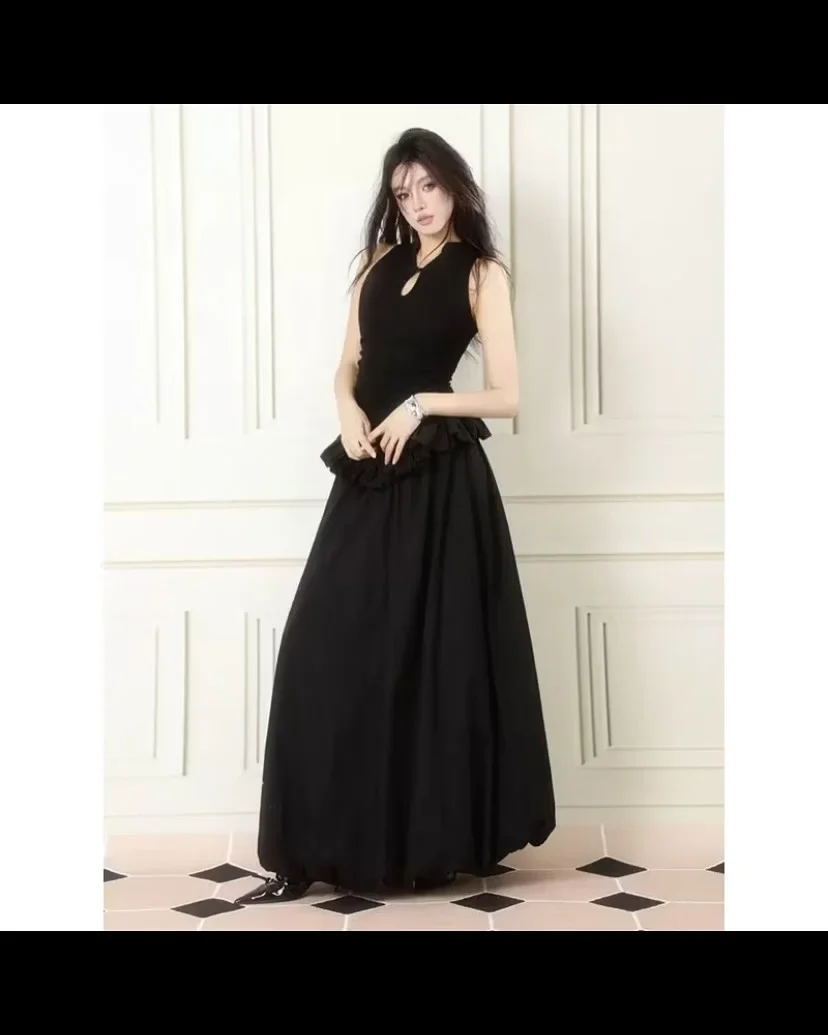 Photo 4 of Đầm maxi đen peplum dạ hội nữ
