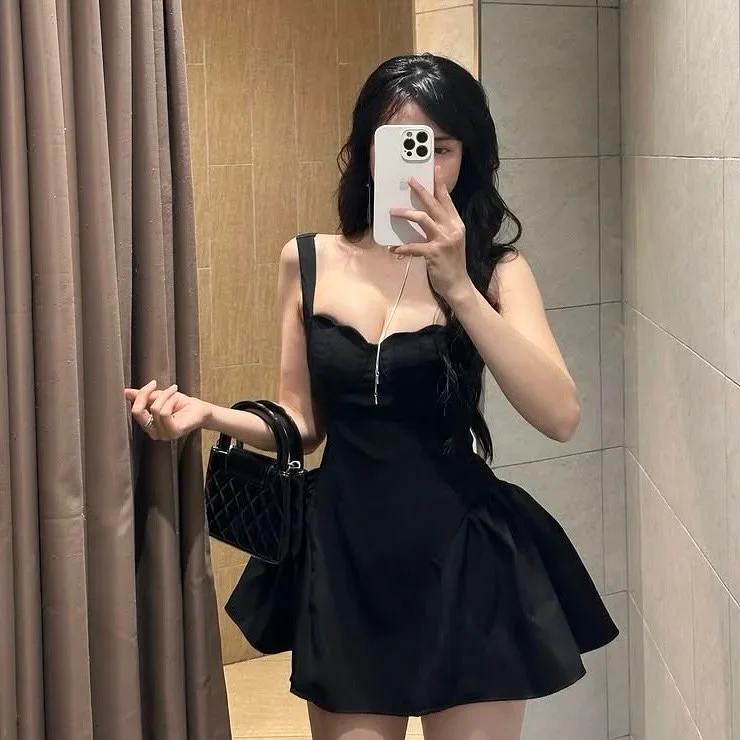 Photo 1 of Đầm ngắn corset đen satin nữ