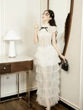 Photo 4 of Đầm ren trắng corset size S nữ