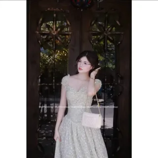 Photo 2 of Váy ren maxi xanh cốm size M