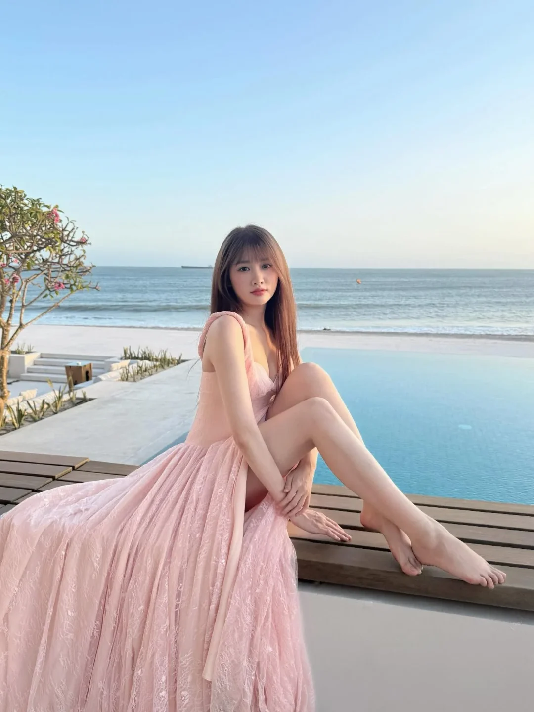 Ảnh 6 của Váy dạ hội ren hồng pastel nữ
